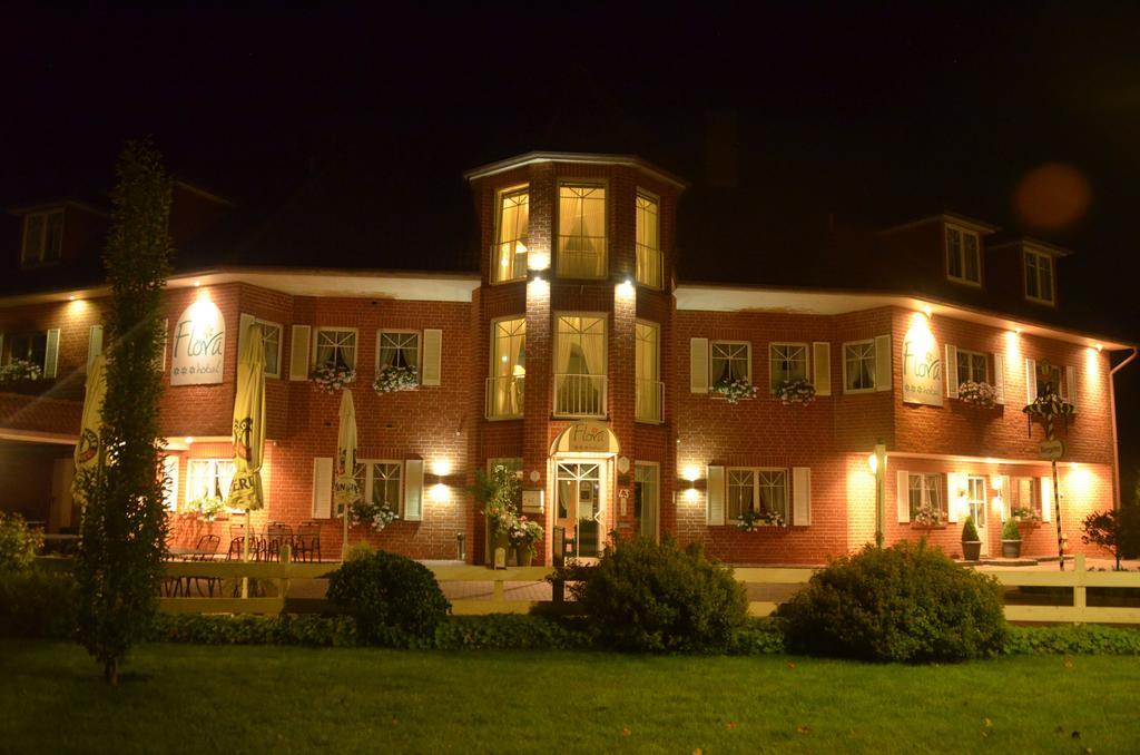 Hotel Flora Herzlake Esterno foto